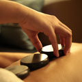 Masaje con piedras volcánicas calientes barcelona españa (Hot Stone Massage)